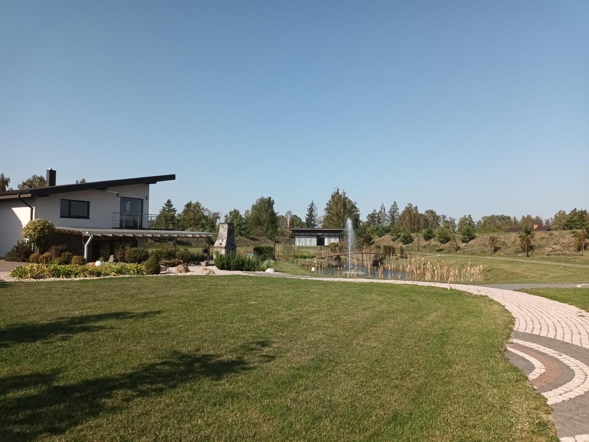 Rezidencija Grizulo Ratai Pension Sasnava Buitenkant foto