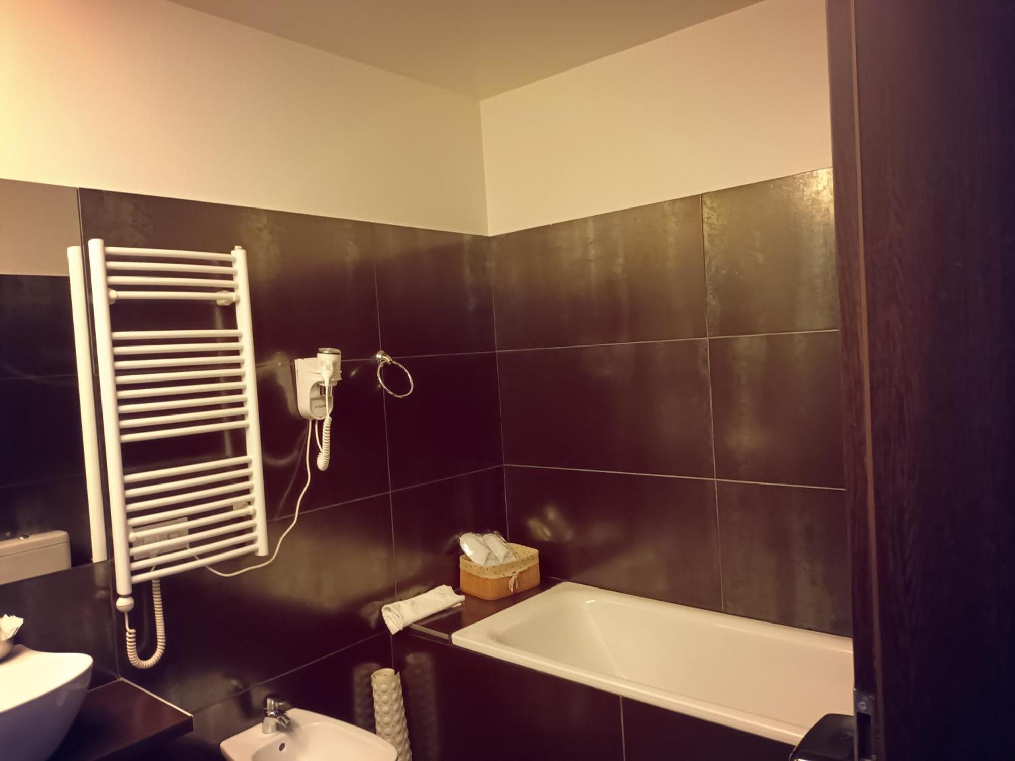 Rezidencija Grizulo Ratai Pension Sasnava Buitenkant foto